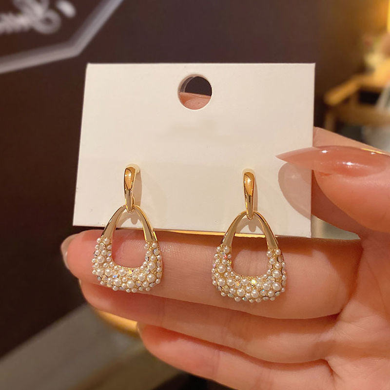 2025 Korean New Simple Temperament Circle Pearl Earrings Fashion Small Versatile Earrings  Jewelry